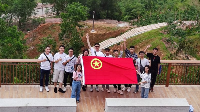 不负青春 强国有我 ——冠豪高新团委举行“唱响青春、活力宣言”团建活动